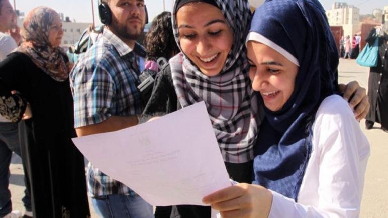 إجابة امتحان اللغة العربية النموذجية توجيهي 2022 فلسطين العلمي الأدبي الصناعي